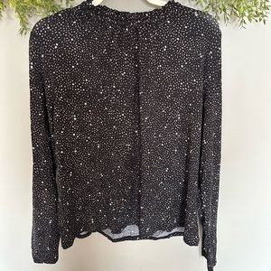 Ann Taylor size XL NWT top (star pattern)